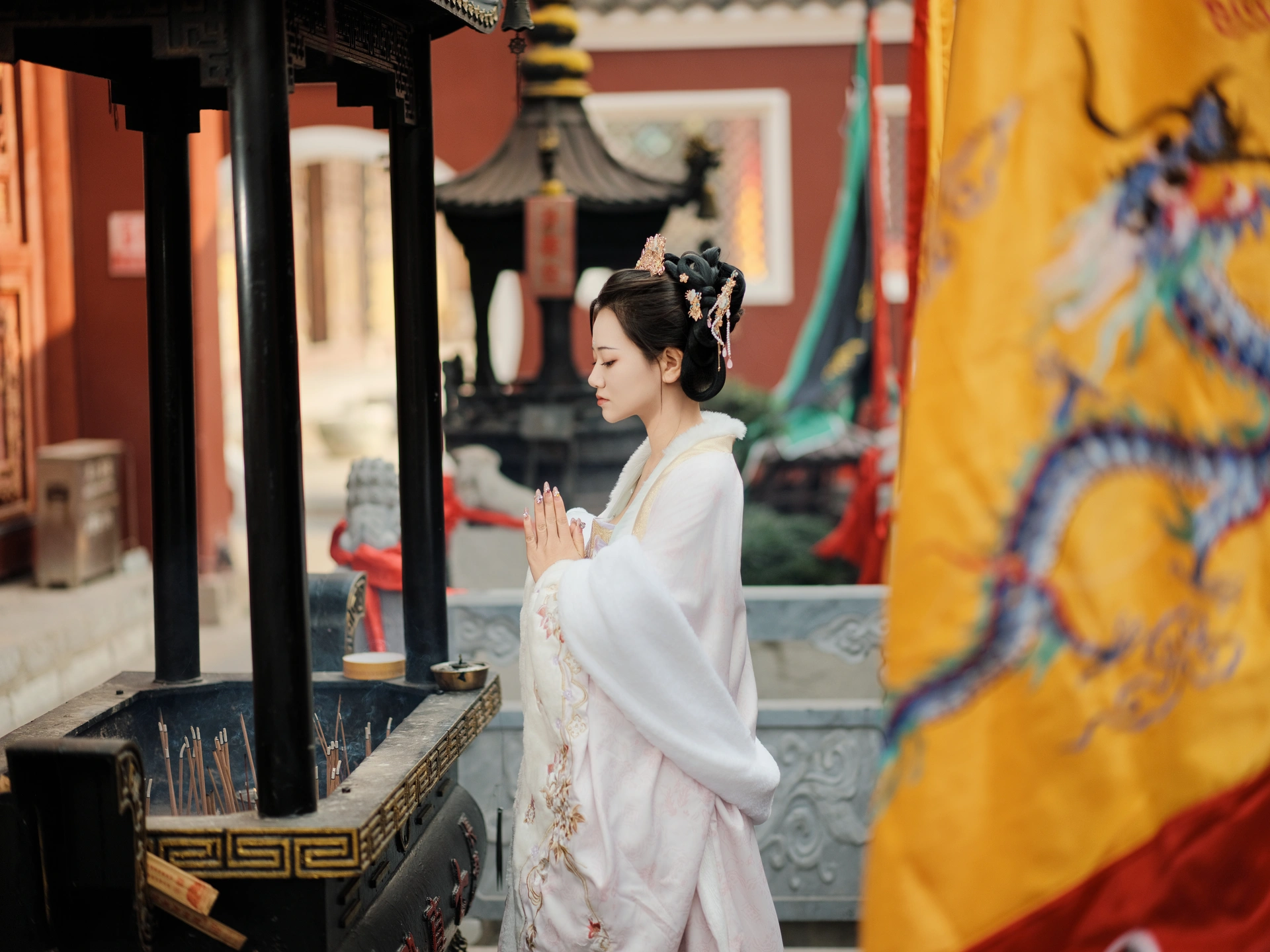 [YITUYU艺图语]2025.02.12 焚香祈愿 媛媛 1